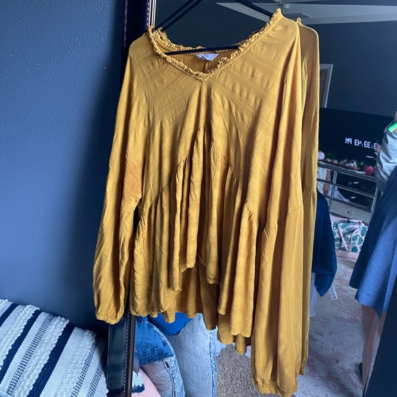 Blouse - Picture 2 of 3